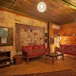 Peace Stone House Hotell
