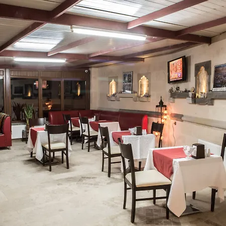 Hotel Peace Stone House 3*